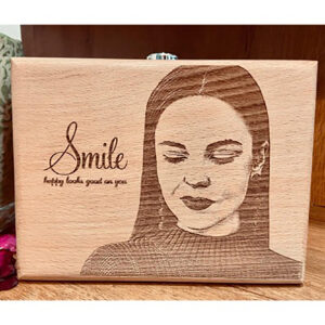 WOODEN PLAQUE (6X8 INCH) (ENGRAVING)